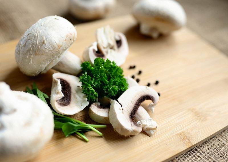 mushrooms-mantar Kremalı mantar çorbası tarifi…