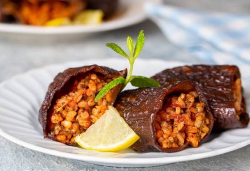 Kuru Patlıcan Dolması Nasıl Yapılır?