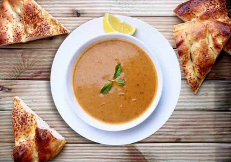 Evde Mercimek Çorbası