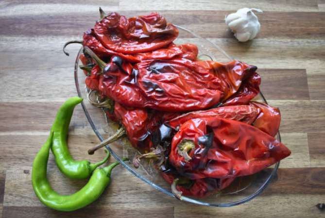 Labneli Köz Biber Mezesi Tarifi