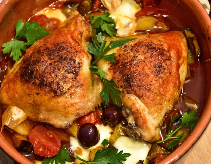 Fırında Akdeniz Usulü Tavuk Tarifi